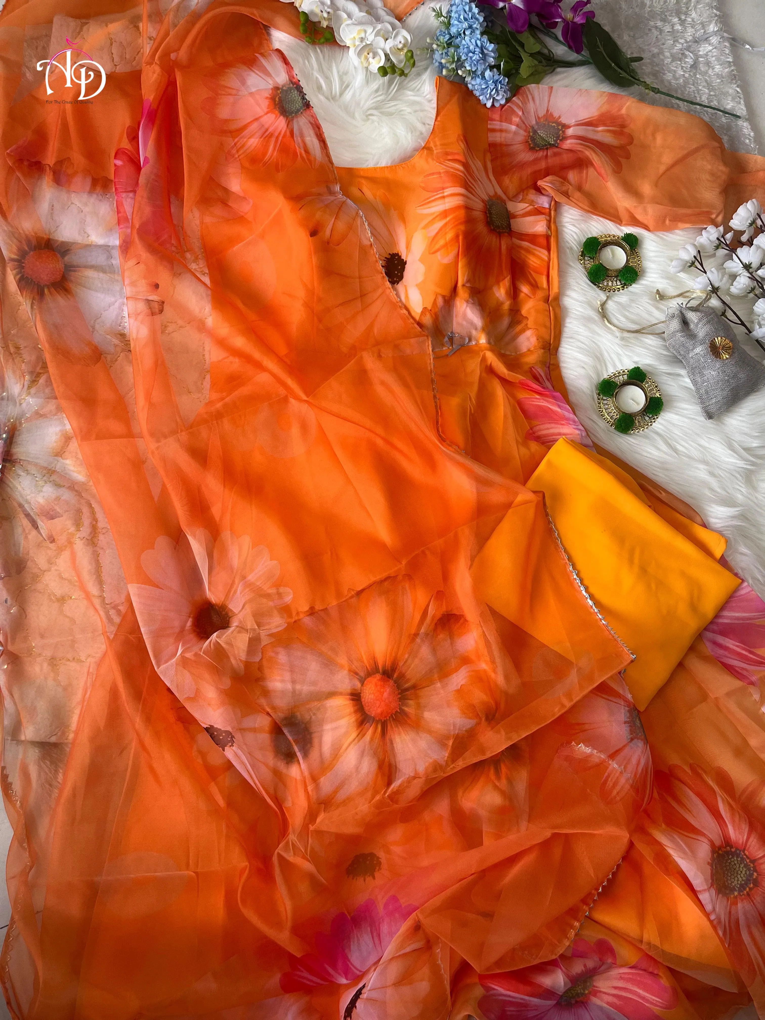 Beautiful Designer Party Wear Look Organza Taby Silk Gown